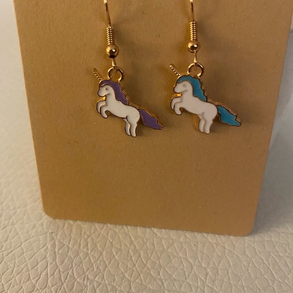 **FREE W/ Purchase!** Or (2 for $15) Handmade Unicorn Earrings - Picture 2 of 3
